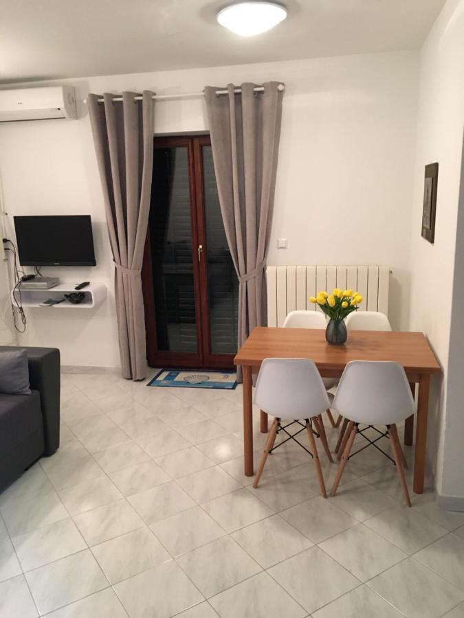 Nela Apartment Rabac Eksteriør billede
